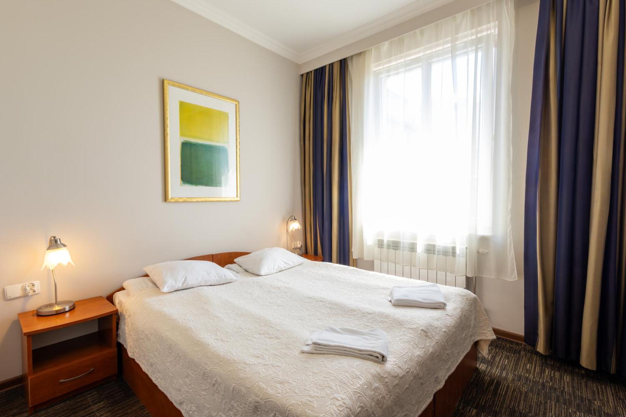 Noclegi Stadion Bed & Breakfast Warsaw Ngoại thất bức ảnh
