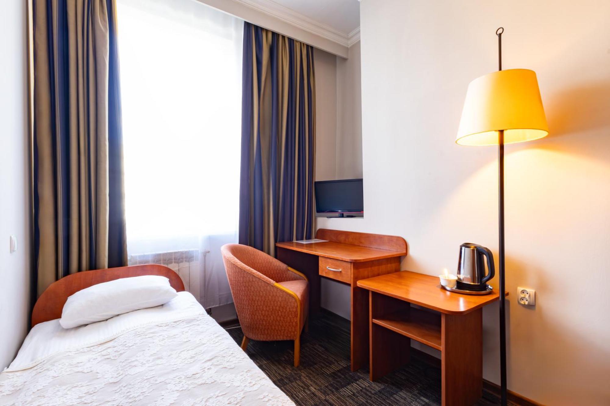 Noclegi Stadion Bed & Breakfast Warsaw Ngoại thất bức ảnh