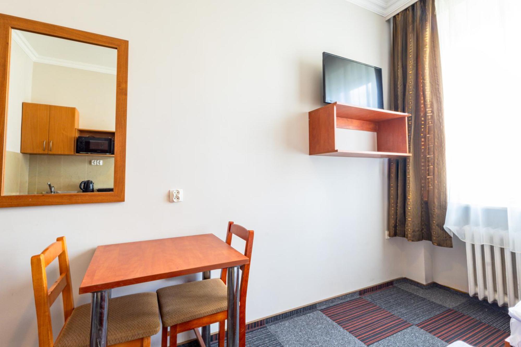 Noclegi Stadion Bed & Breakfast Warsaw Ngoại thất bức ảnh