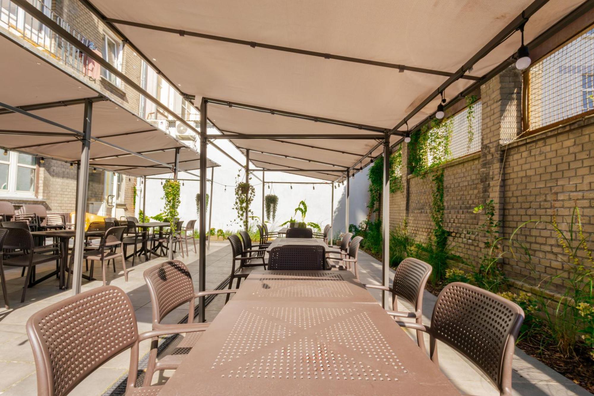 Noclegi Stadion Bed & Breakfast Warsaw Ngoại thất bức ảnh