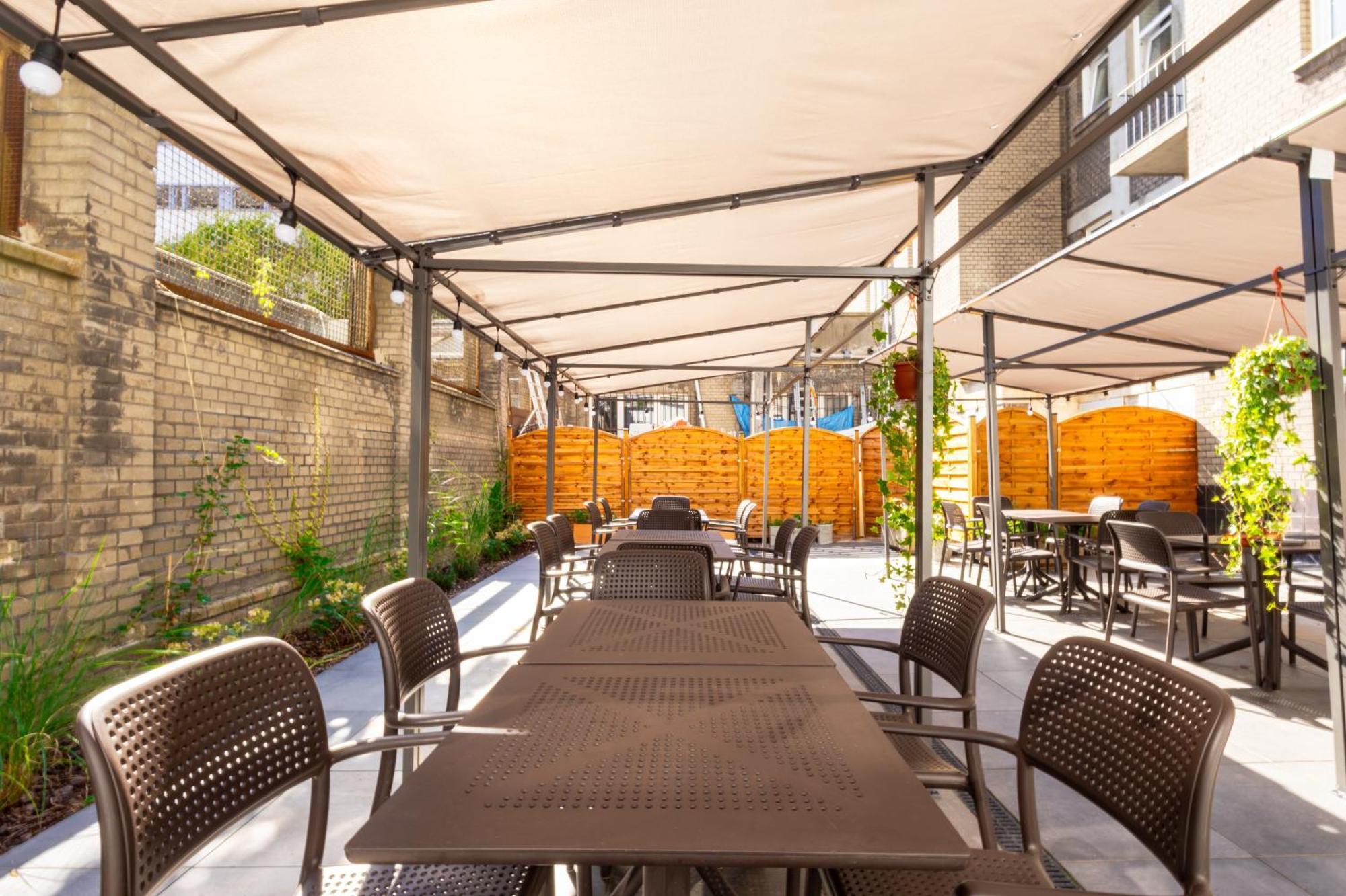 Noclegi Stadion Bed & Breakfast Warsaw Ngoại thất bức ảnh