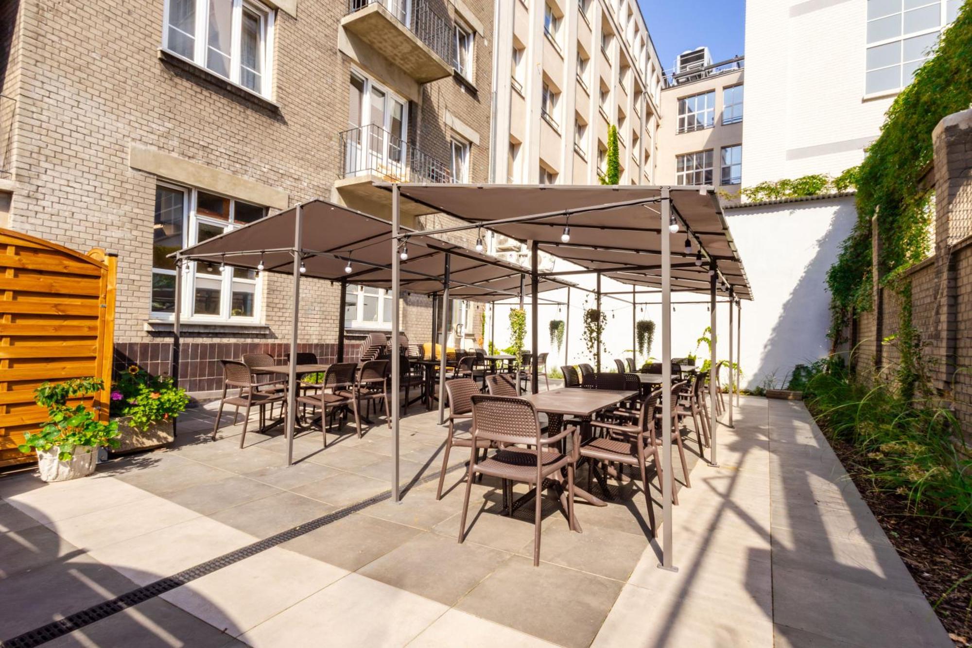 Noclegi Stadion Bed & Breakfast Warsaw Ngoại thất bức ảnh