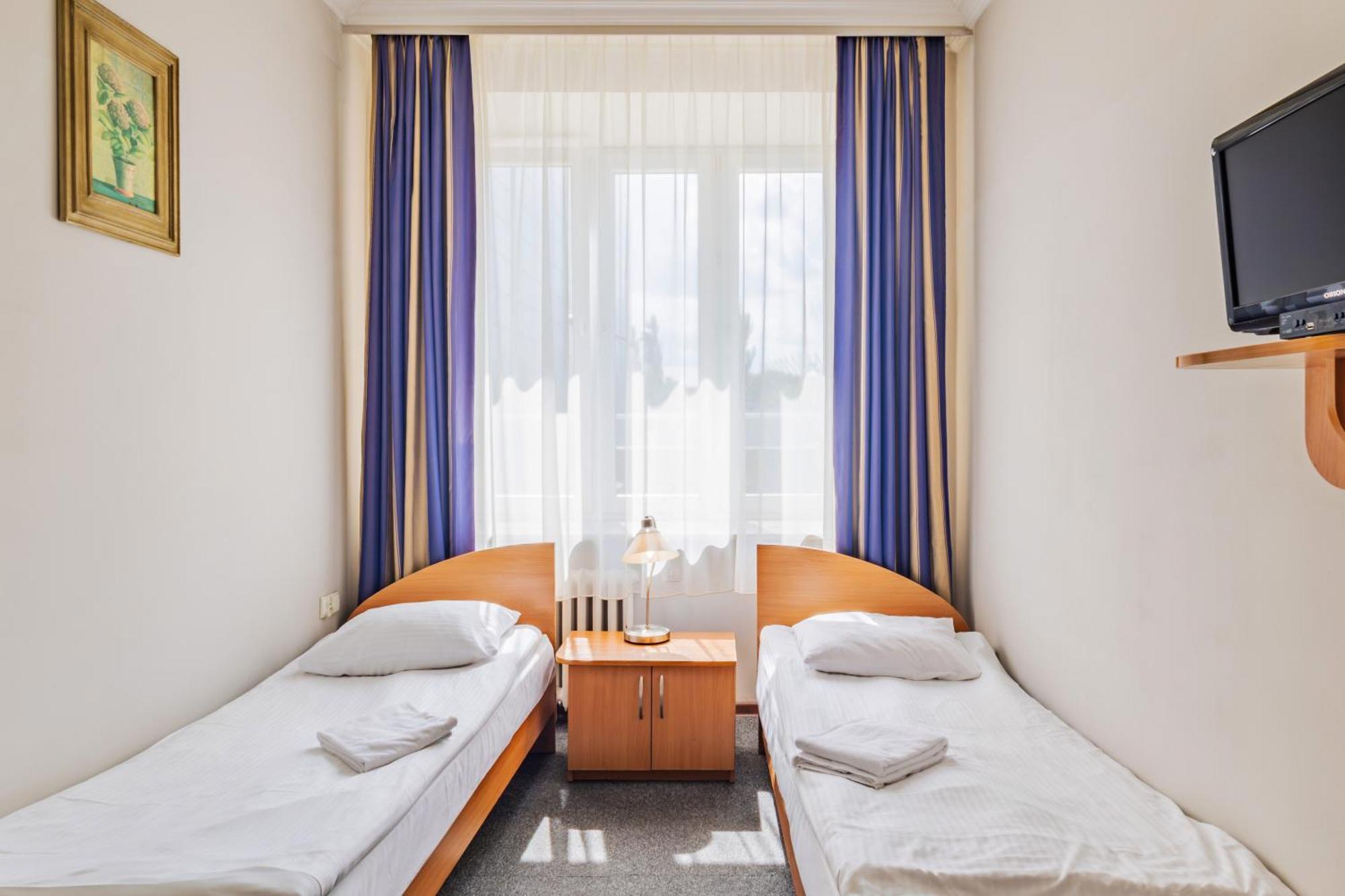 Noclegi Stadion Bed & Breakfast Warsaw Ngoại thất bức ảnh