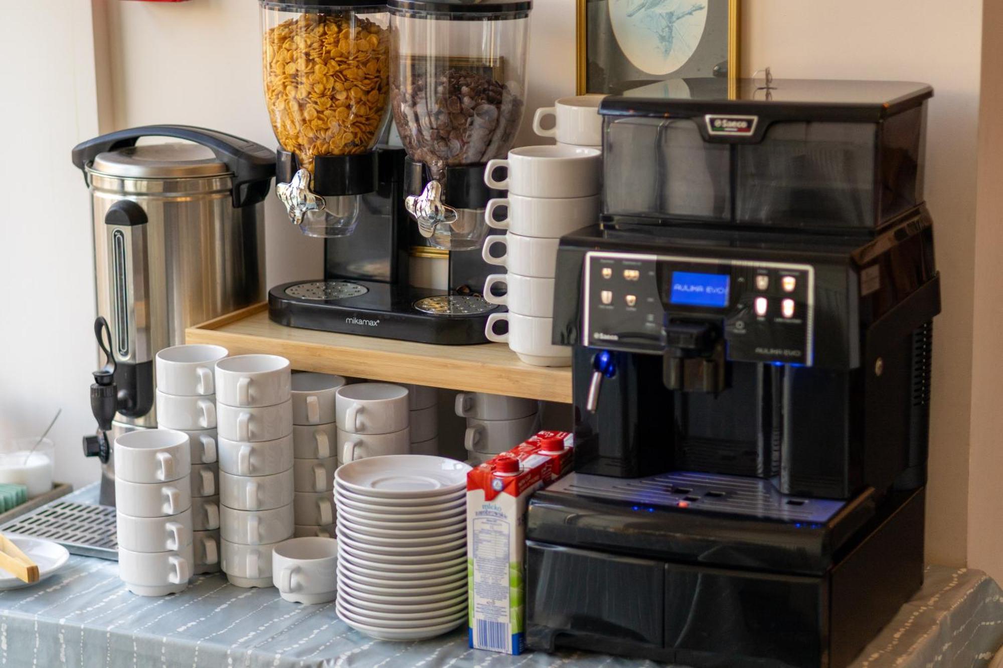 Noclegi Stadion Bed & Breakfast Warsaw Ngoại thất bức ảnh
